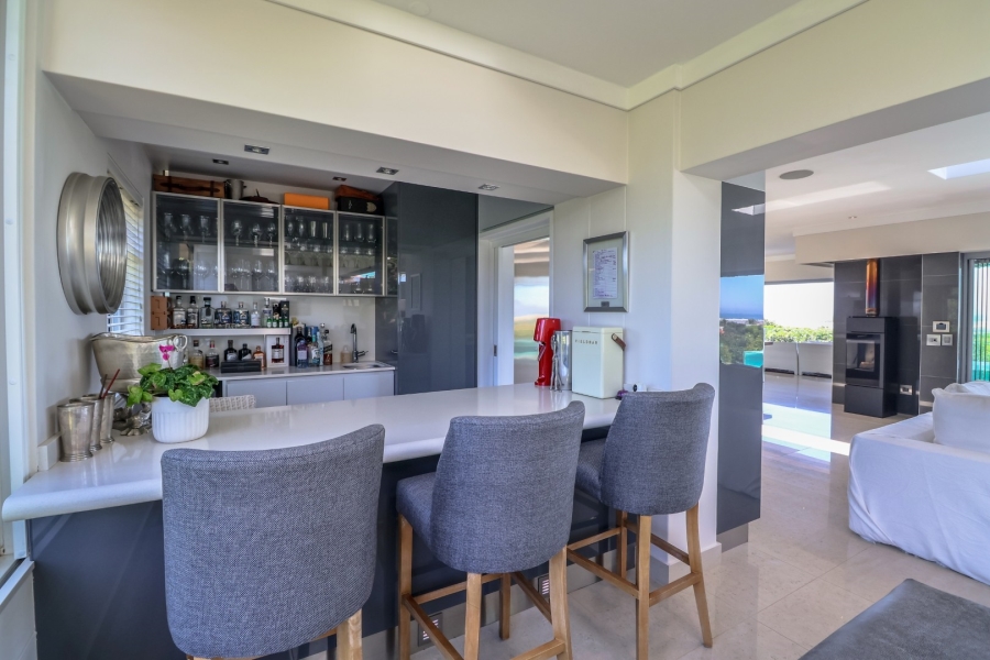 6 Bedroom Property for Sale in Keurbooms River Western Cape